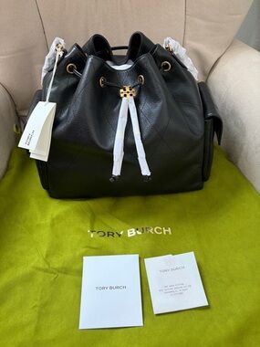 ❌SOLD❌Tory Burch Charlie Quilted Drawstring Shoulder Bag- Large, Black, Sold Out